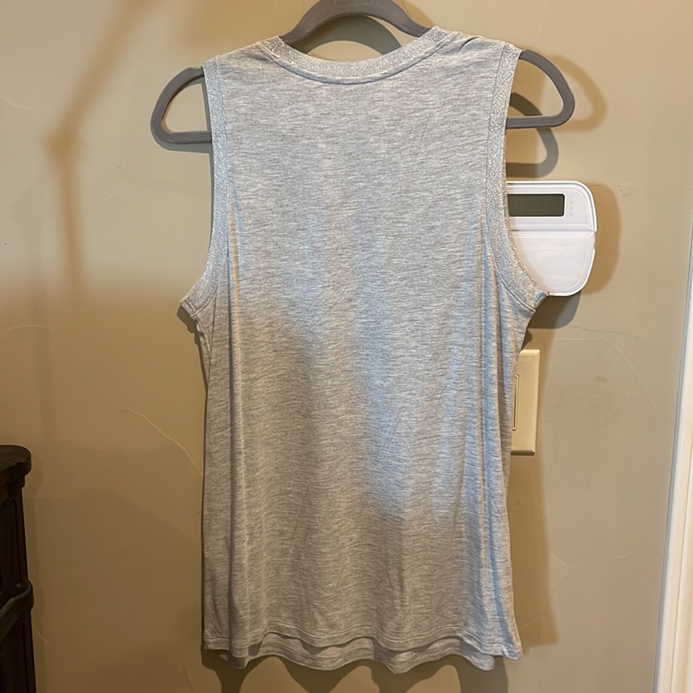Nwt banana republic sleeveless silver M - Picture 3 of 3